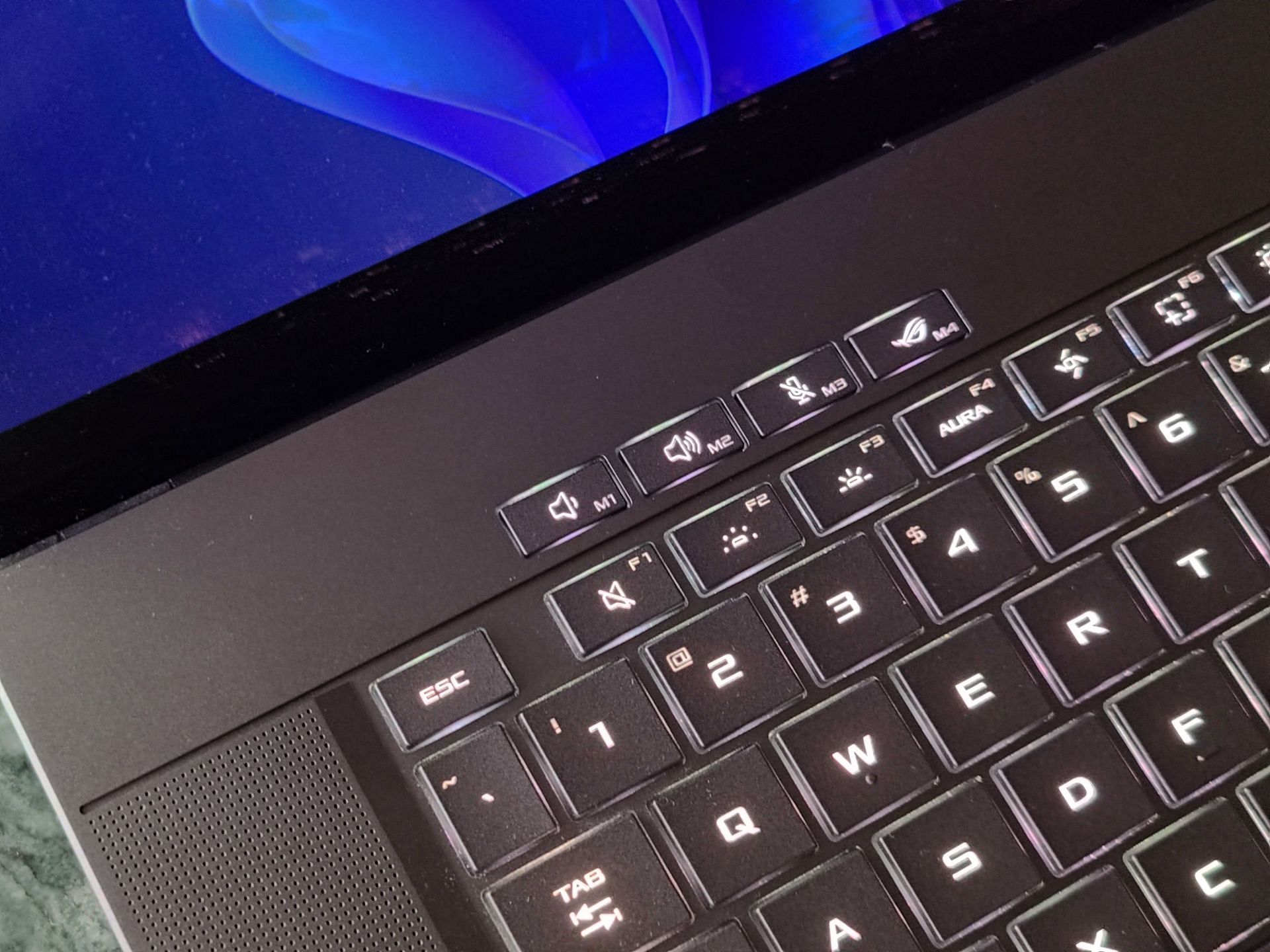The G16 ships with four customizable macro keys (Image via Sportskeeda)
